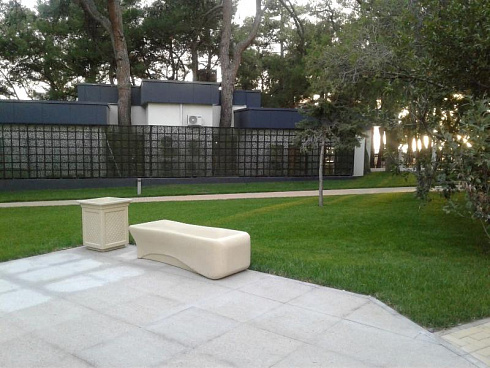 скамья без спинки