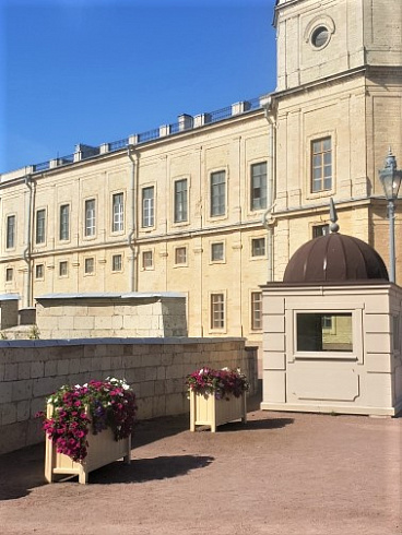 вазон уличный, классический